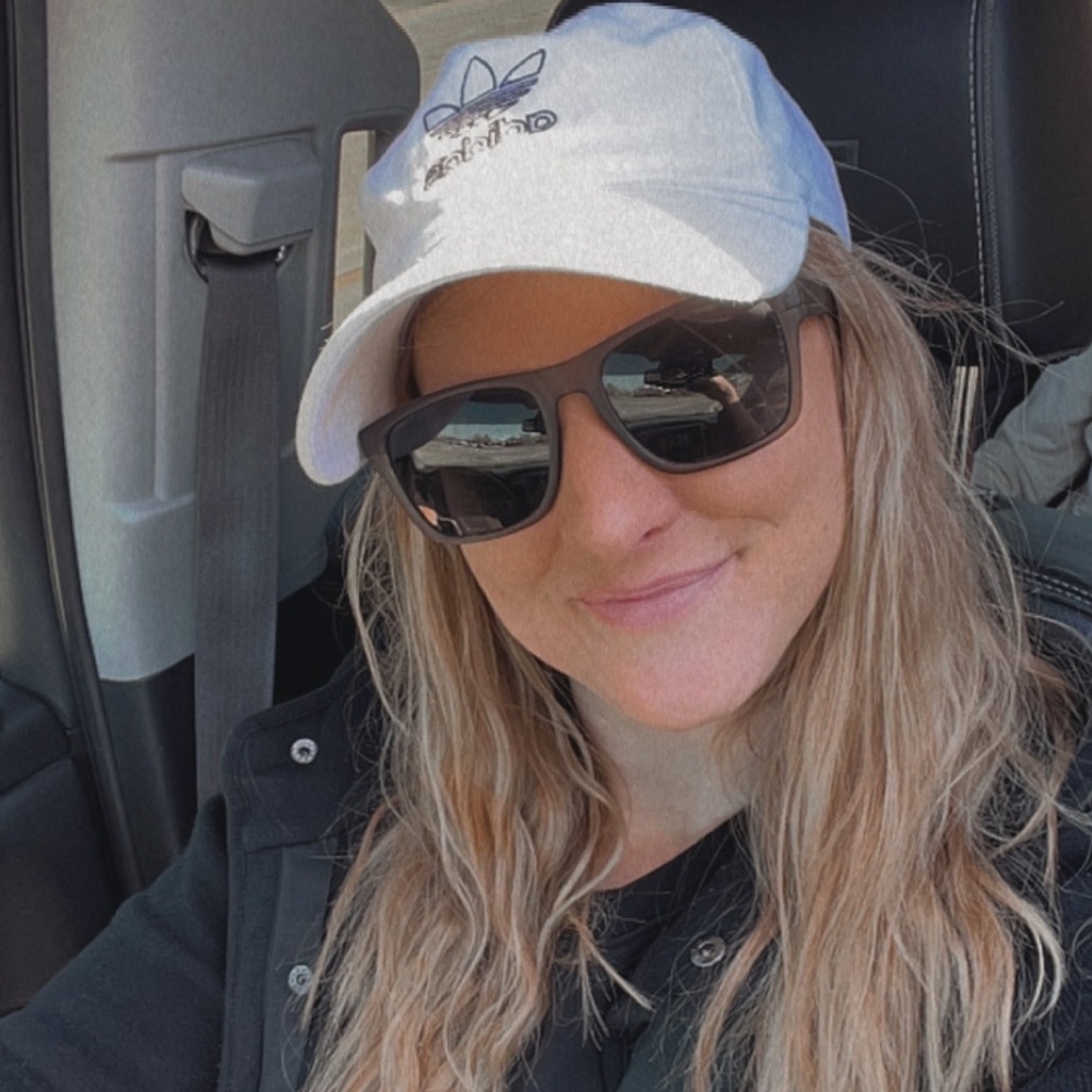 Meet your Posher, Renea